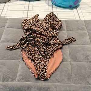 EUC Women’s Aerie Brown Leopard Print One-Piece size Large